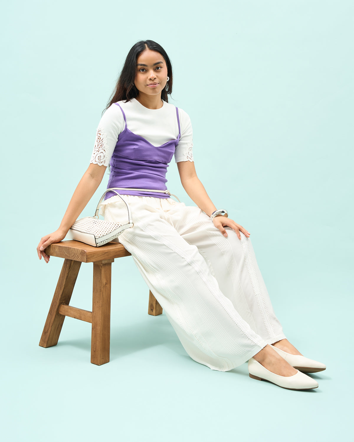 #color_ivory