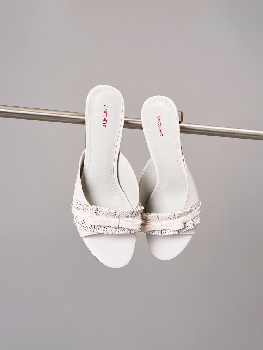 Woman styling PrettyFIT shoes